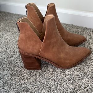 Women's Tan Ankle Boots
